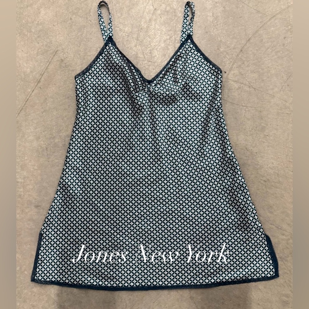 Jones New York Teal Colored Geometric Print Chemise with Lace Size M